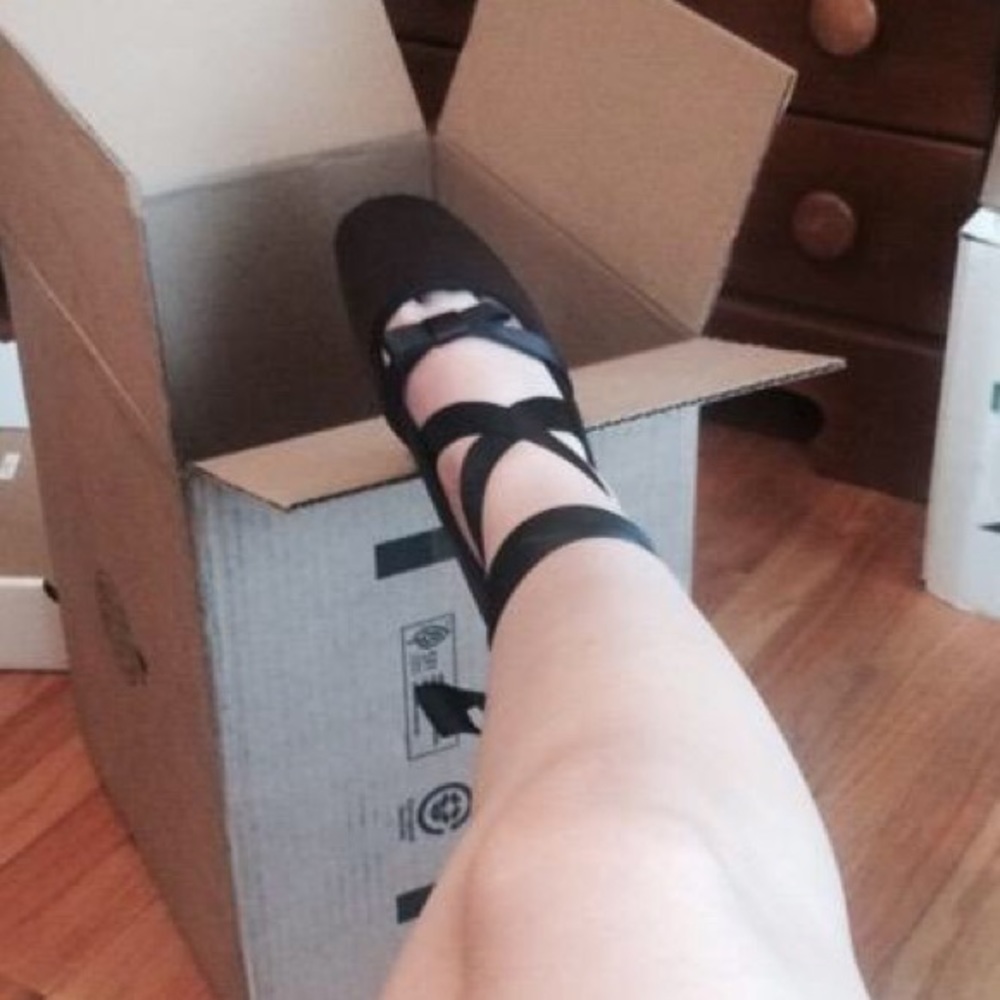 H&M Ballet Style Flats Tie Up Ribbon